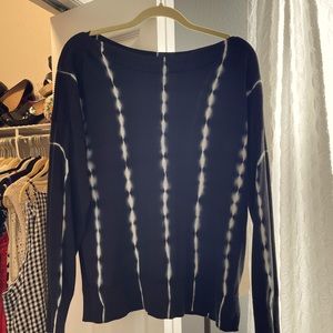 Vince Camuto navy cotton sweater